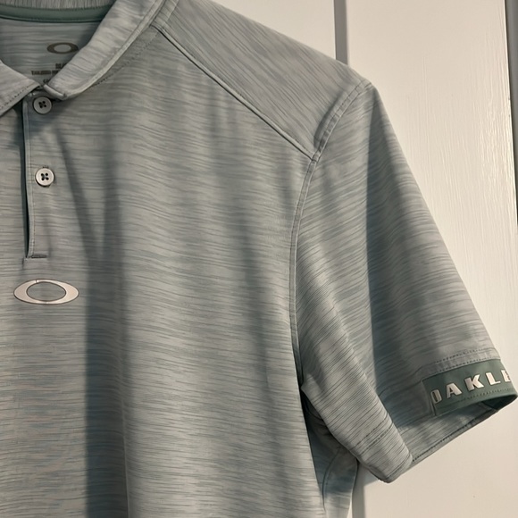 Oakley Other - 🌺3/$15 Oakley tailored fit polo shirt